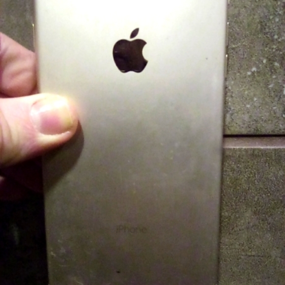 BLK I Phone 13PRO - Picture 2 of 2